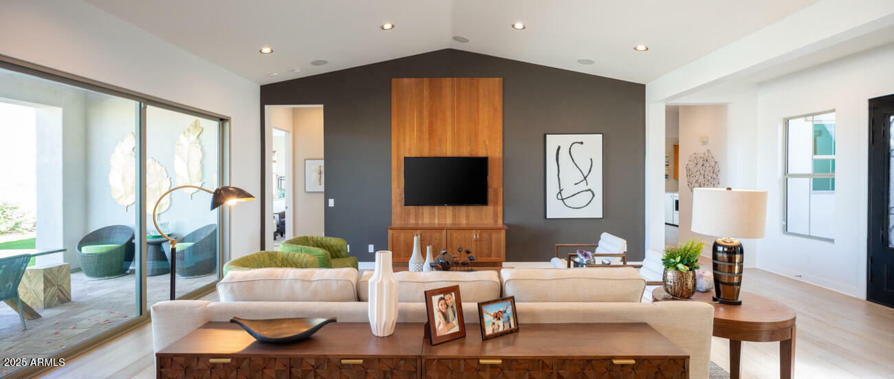 Property Photo: 9924 E Strobe Avenue AZ 85212