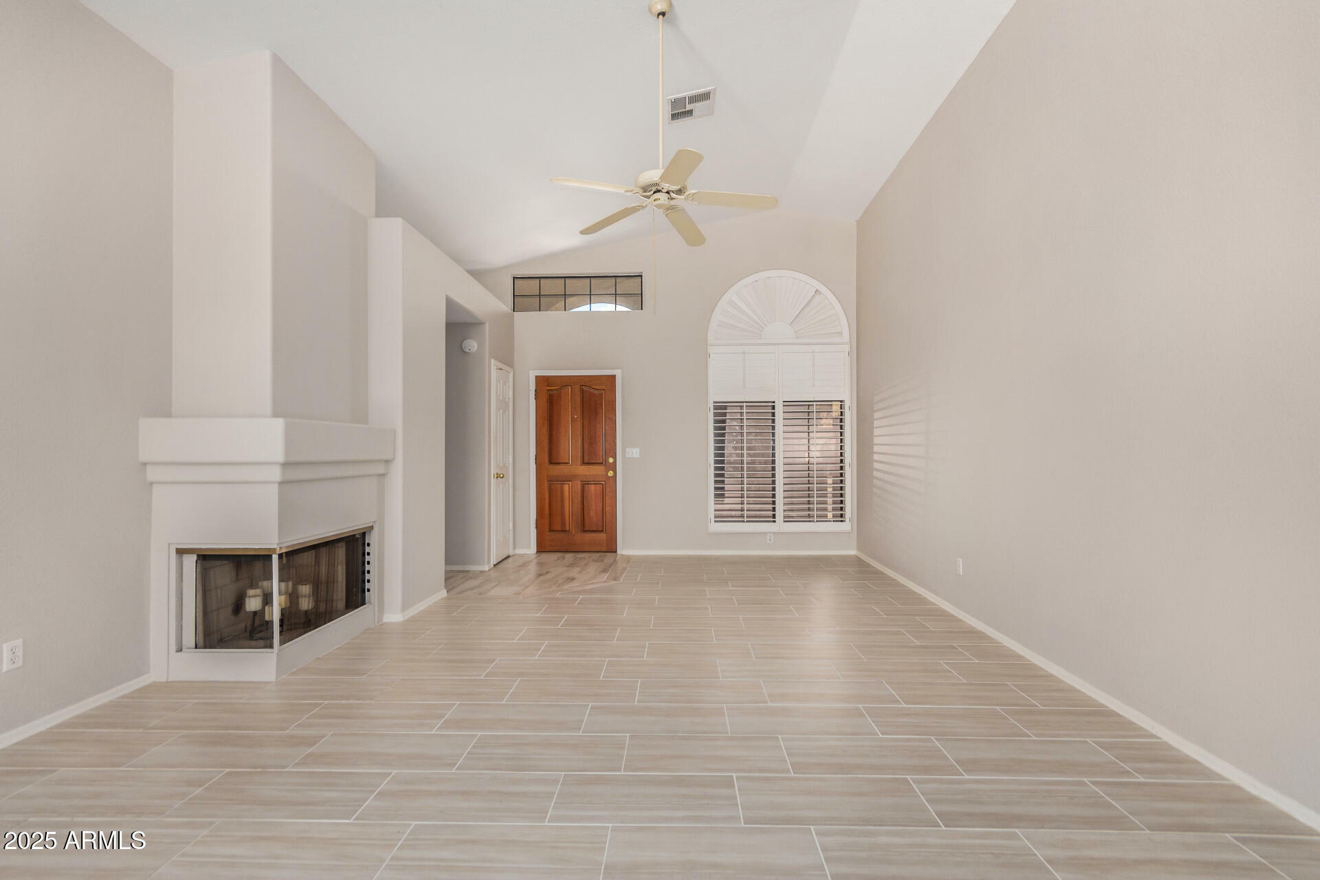 Property Photo: 10511 N 87th Way AZ 85258
