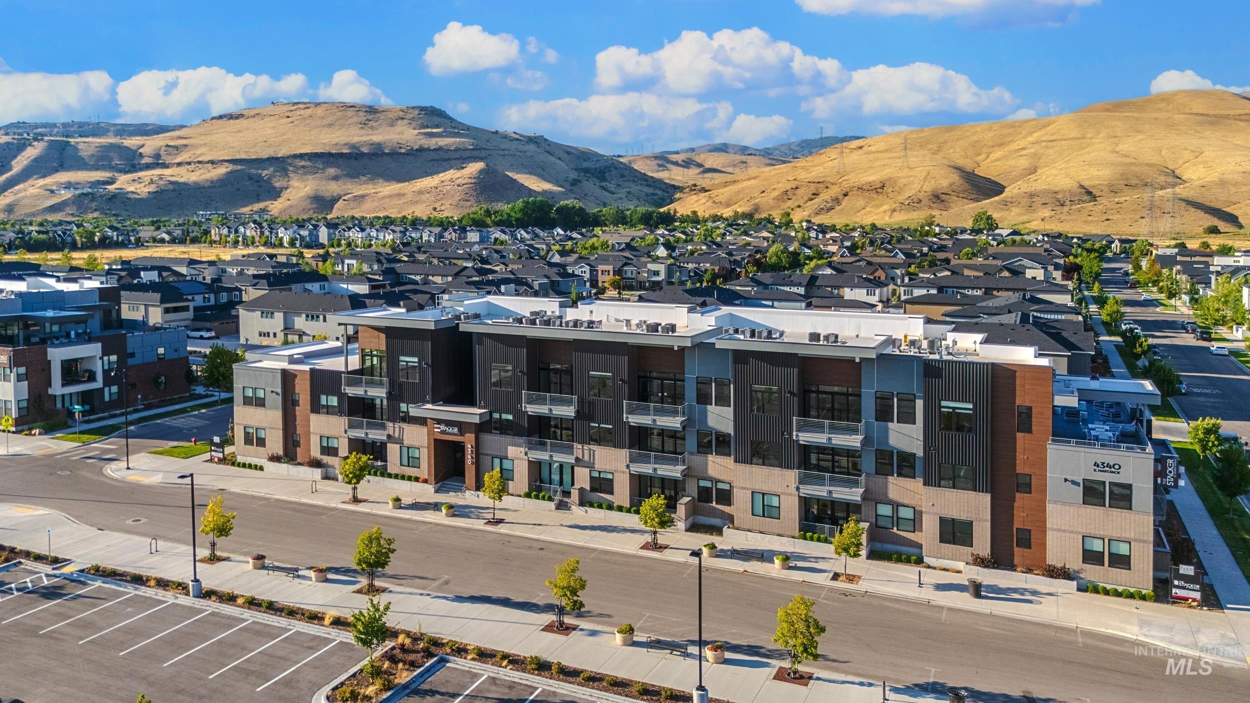 Property Photo: 4340 E Haystack St 107 ID 83716