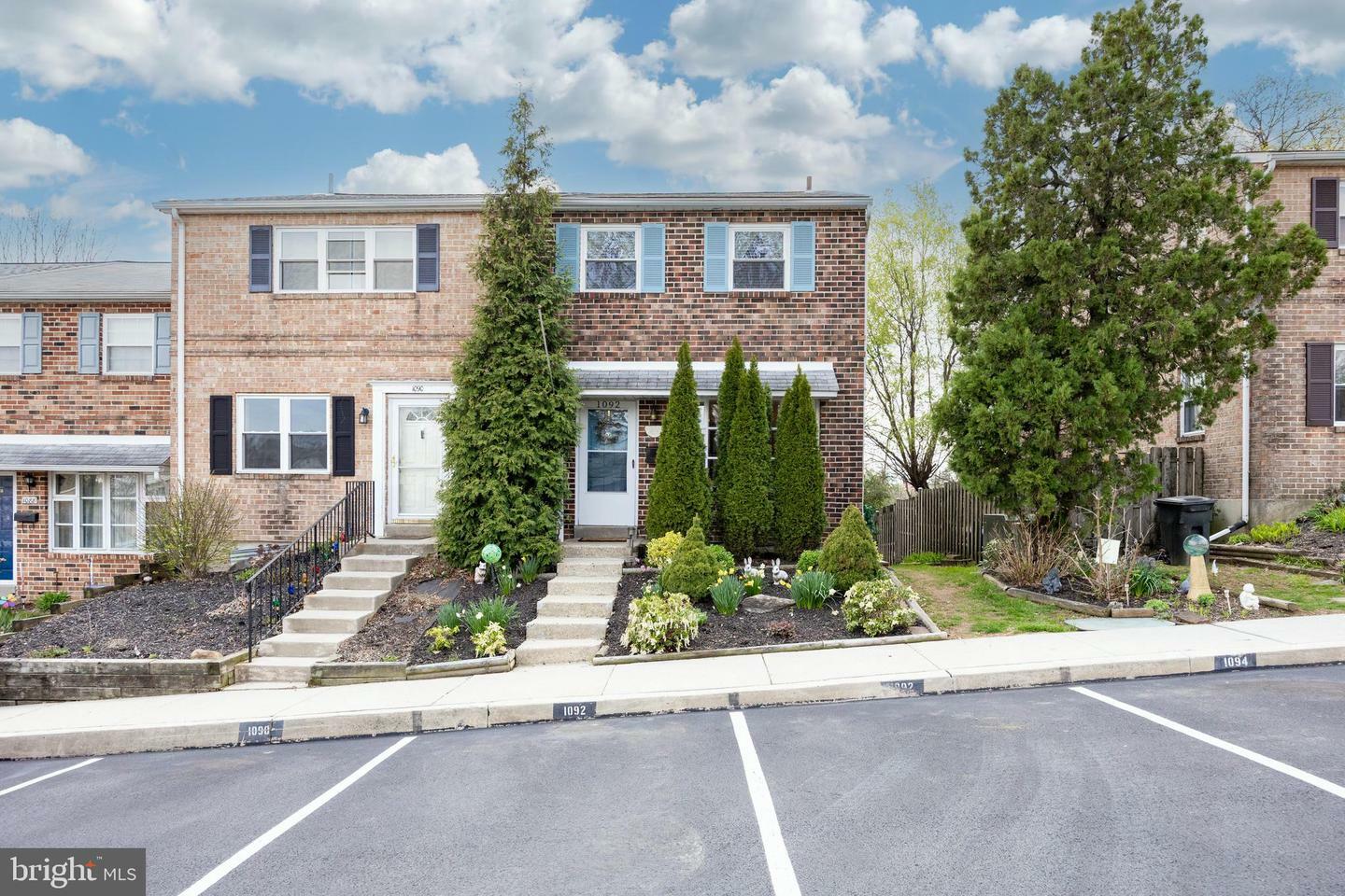 Property Photo: 1092 Bayless Place PA 19403