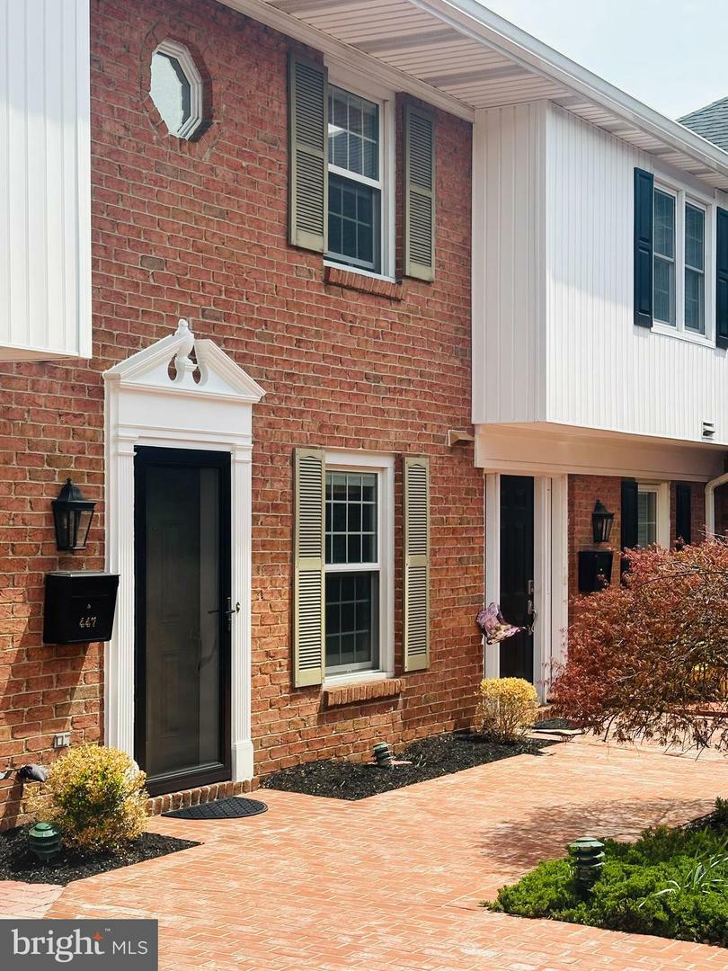 Property Photo: 447 W Caracas Avenue PA 17033