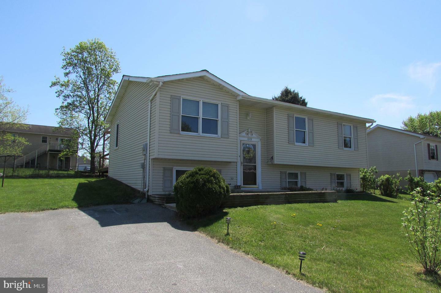 1078 Celeste Drive  Shippensburg PA 17257 photo