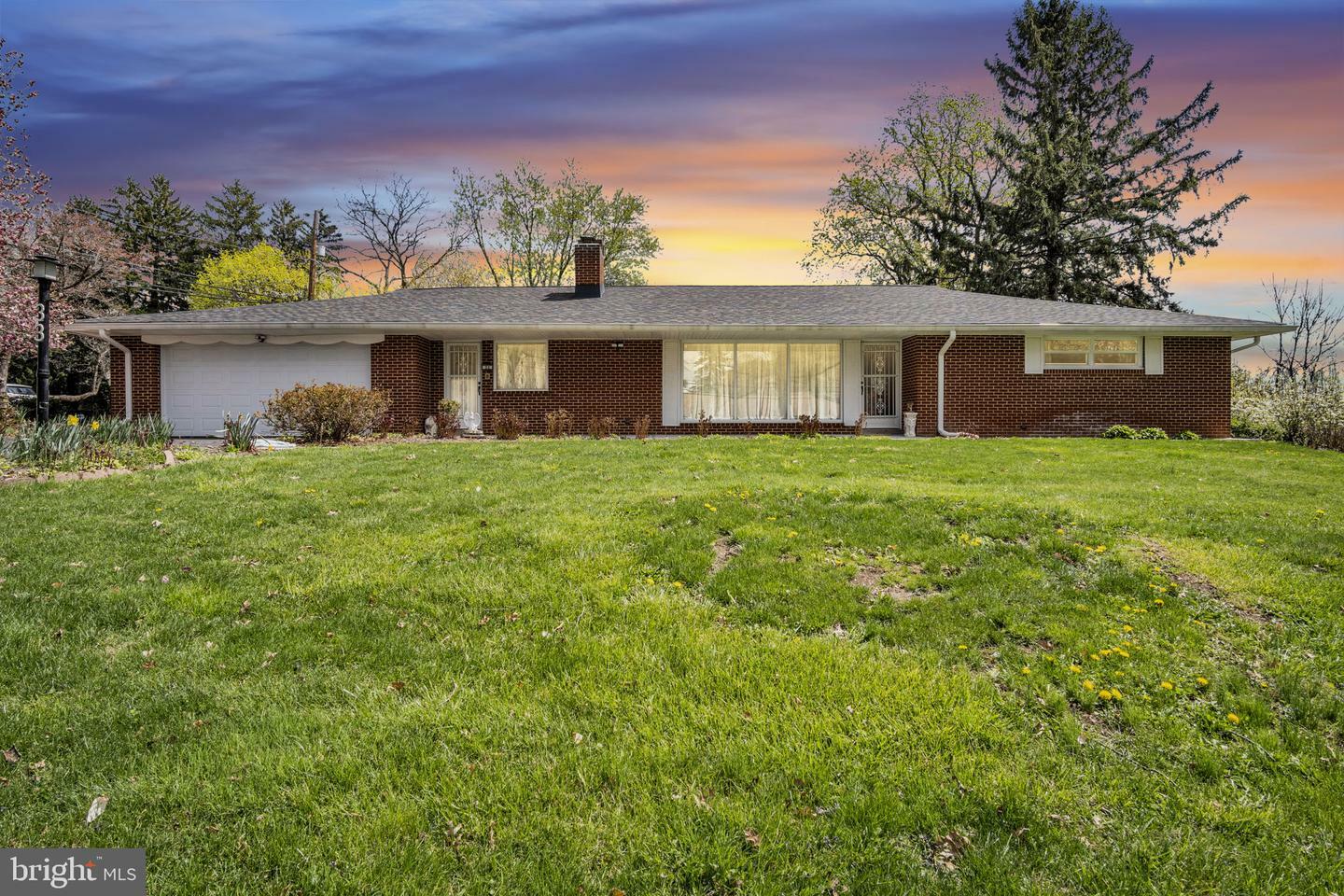 33 N Saint Johns Drive  Camp Hill PA 17011 photo