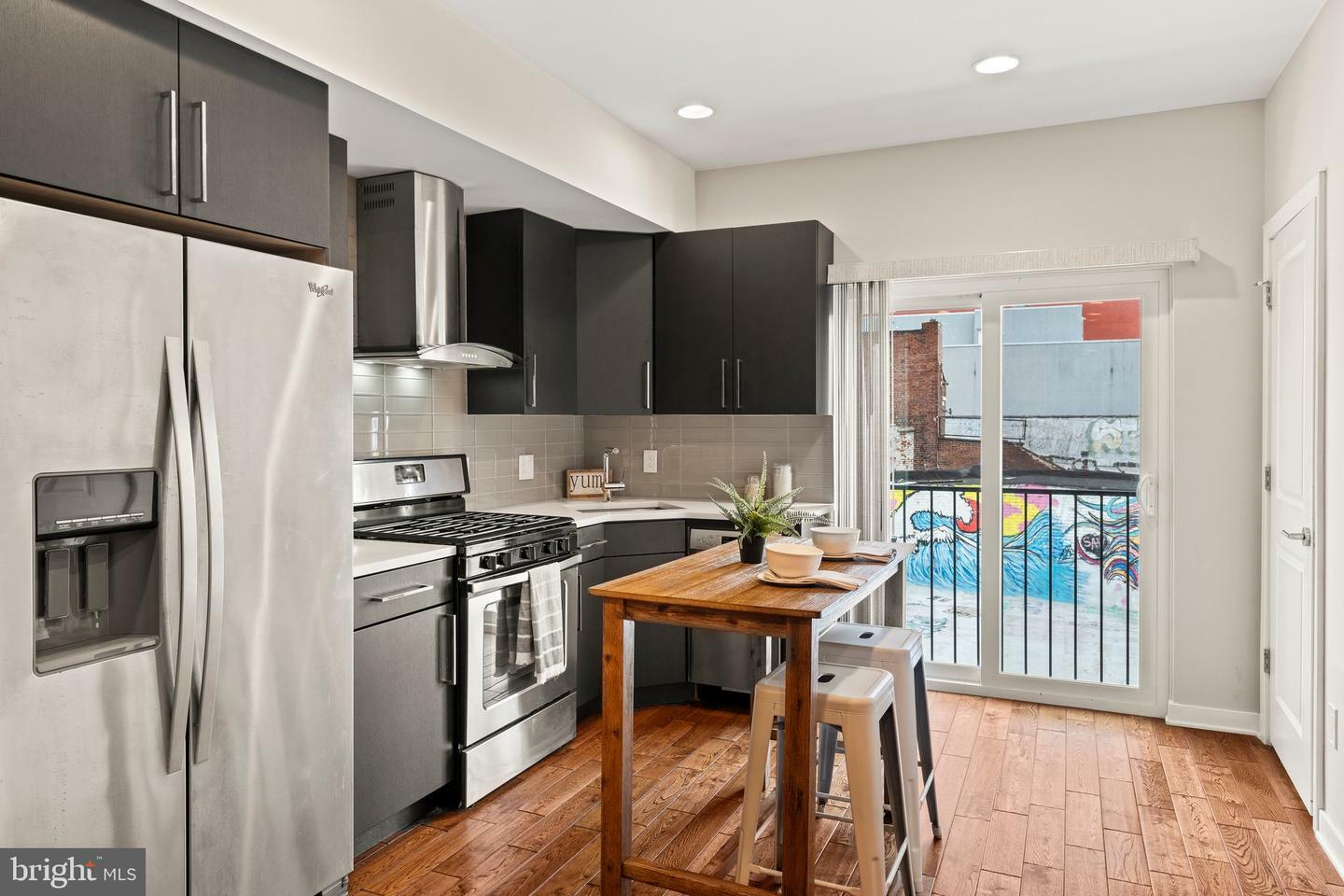 Property Photo: 1416 Parrish Street 3 PA 19130