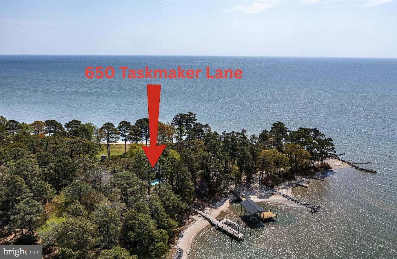 Property Photo:  650 Taskmaker Lane  VA 22539 
