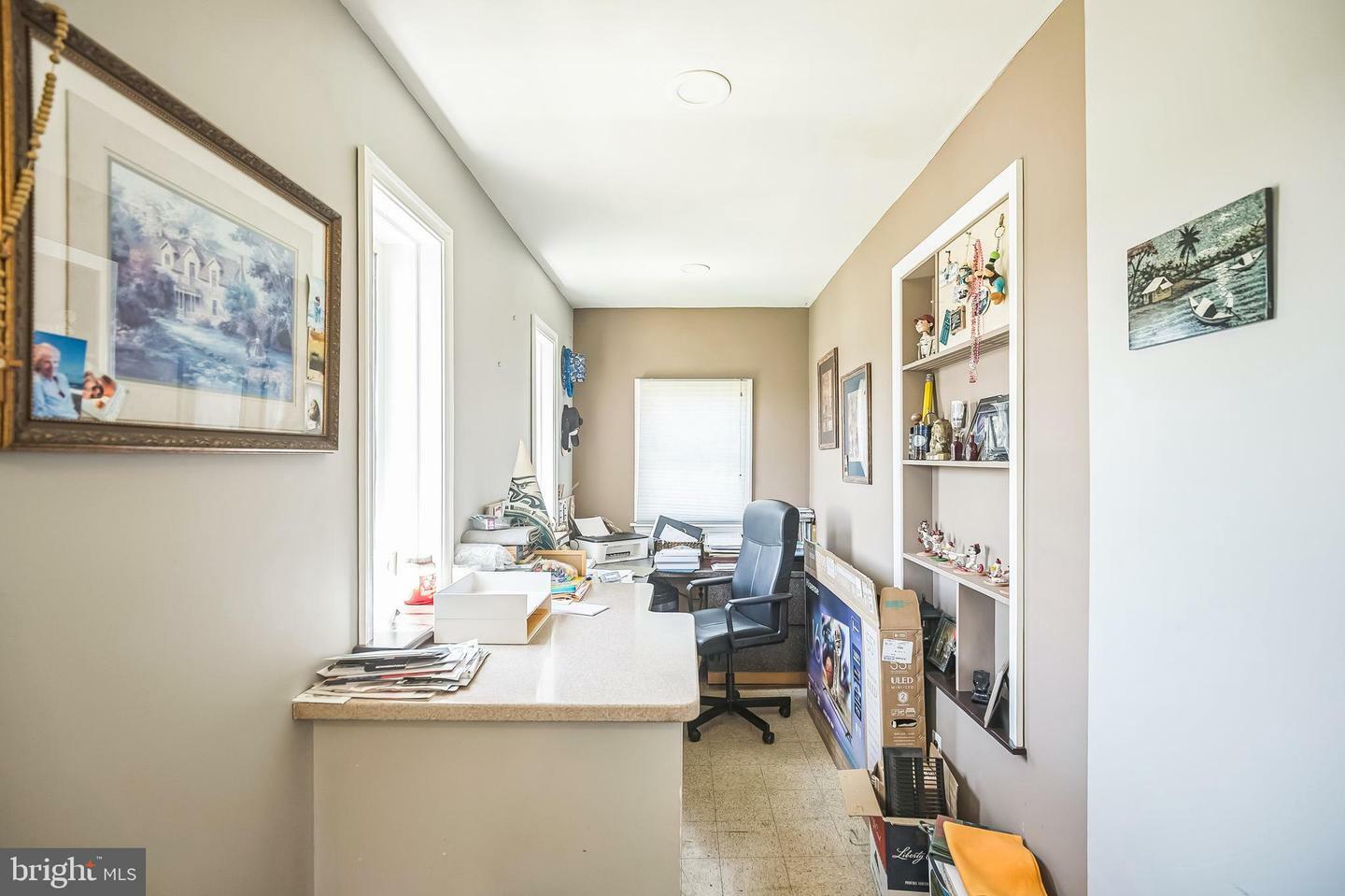 Property Photo: 734 W Preston Avenue NJ 08083