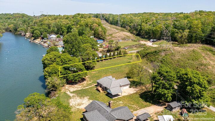 1404 Hart Road  Charlotte NC 28214 photo