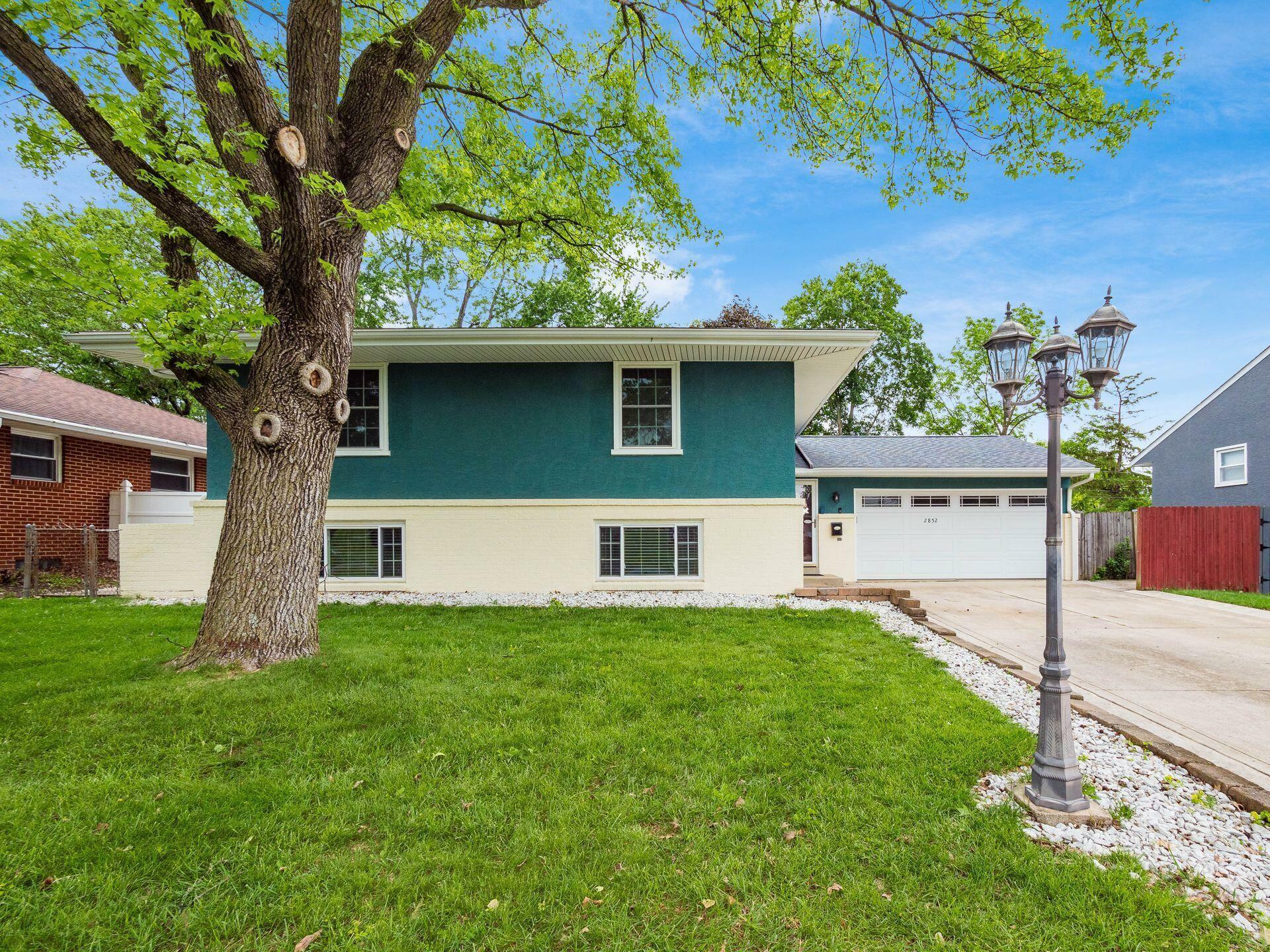 Property Photo: 2852 Longfield Road OH 43204