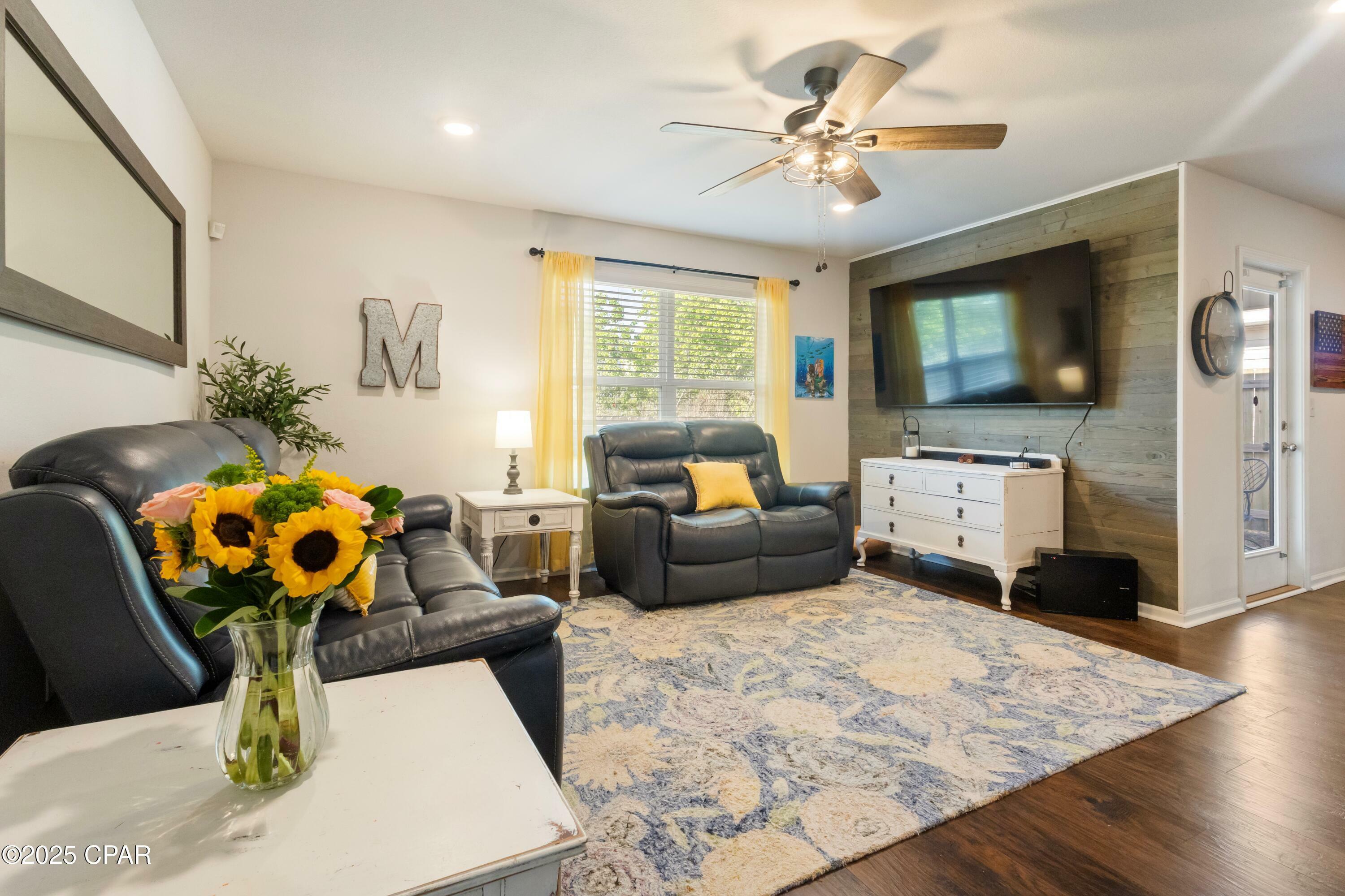 Property Photo: 4019 Brighton Boulevard FL 32404