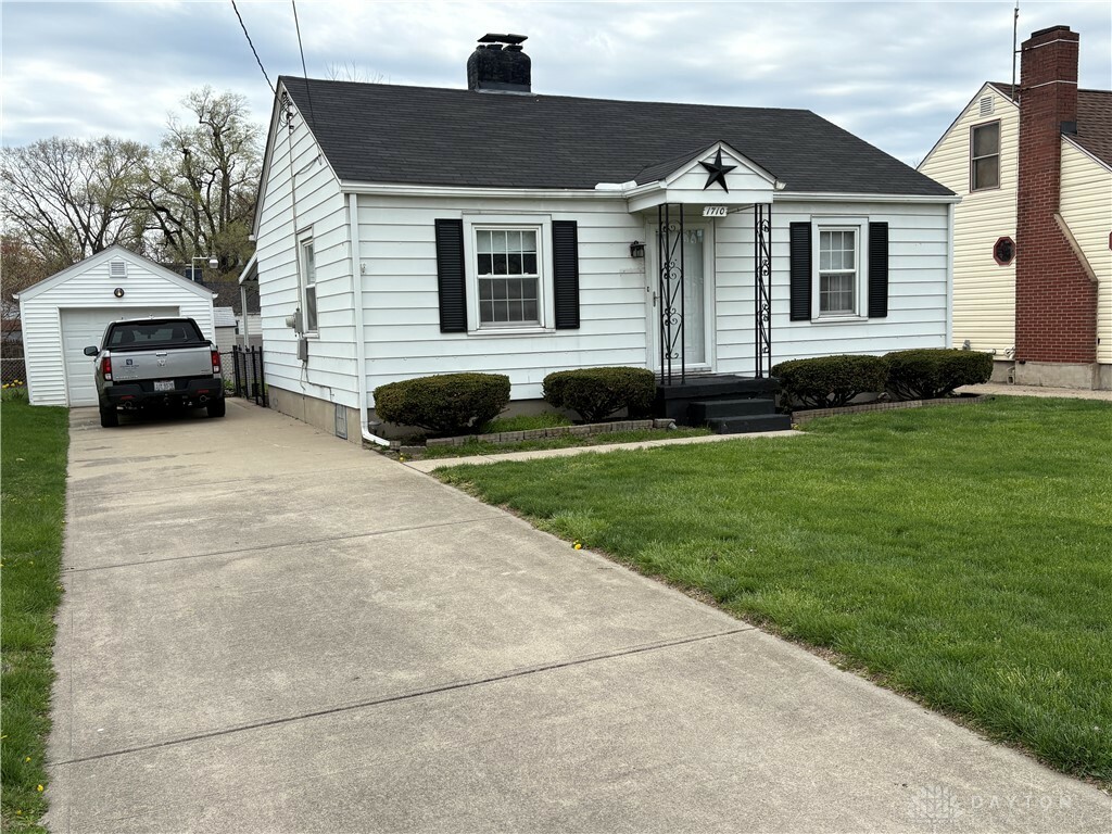 Property Photo:  1710 Carolina Street  OH 45044 