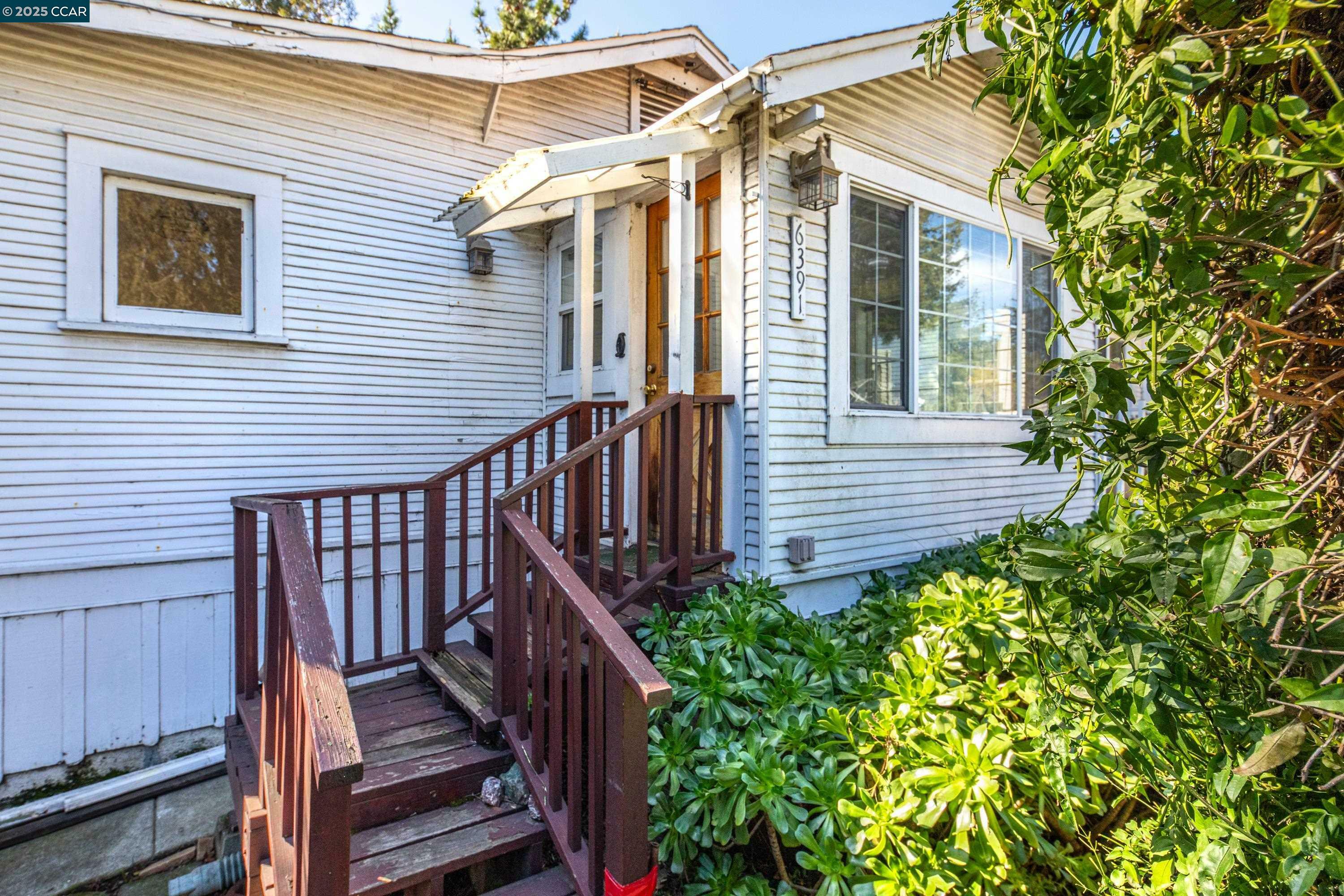Property Photo: 6391 Hillmont Dr CA 94605