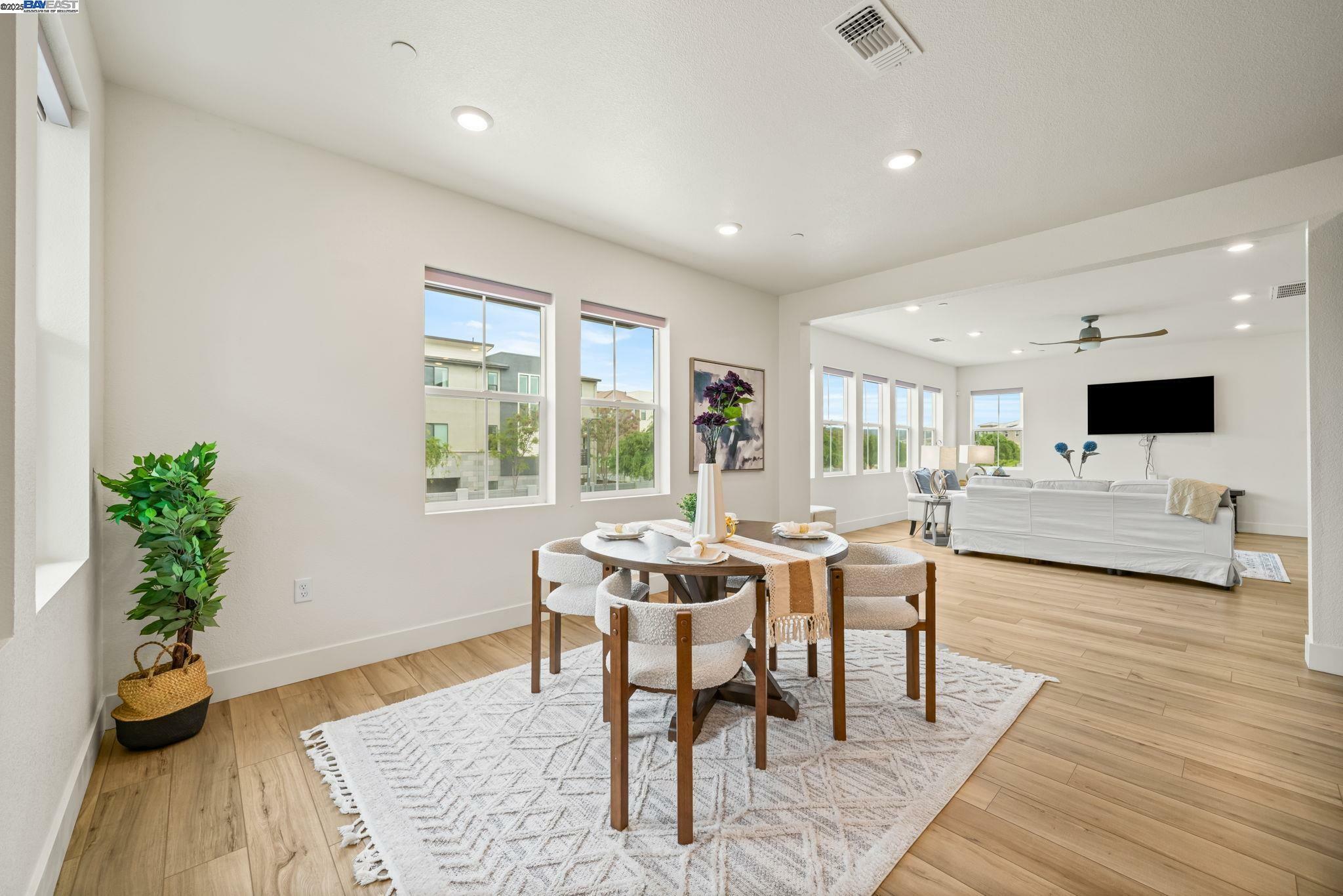 5623 Horizon  Dublin CA 94568 photo