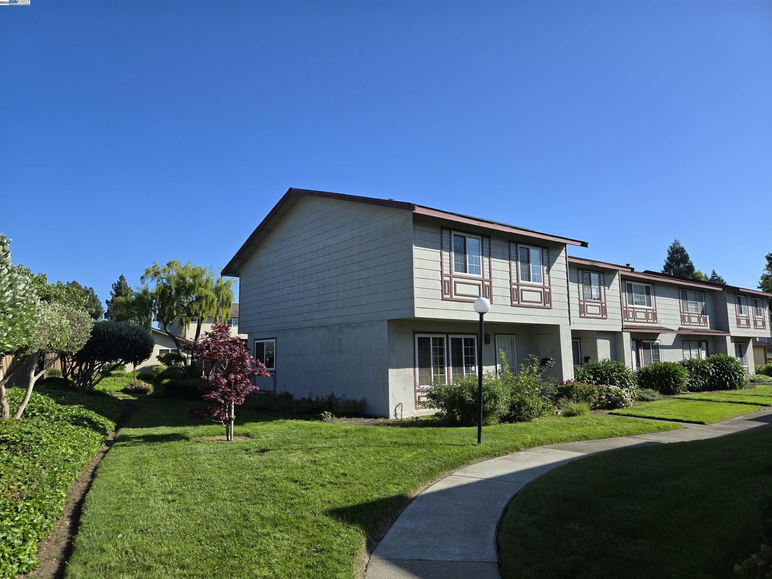 Property Photo: 34179 Bowling Green Cmn CA 94555