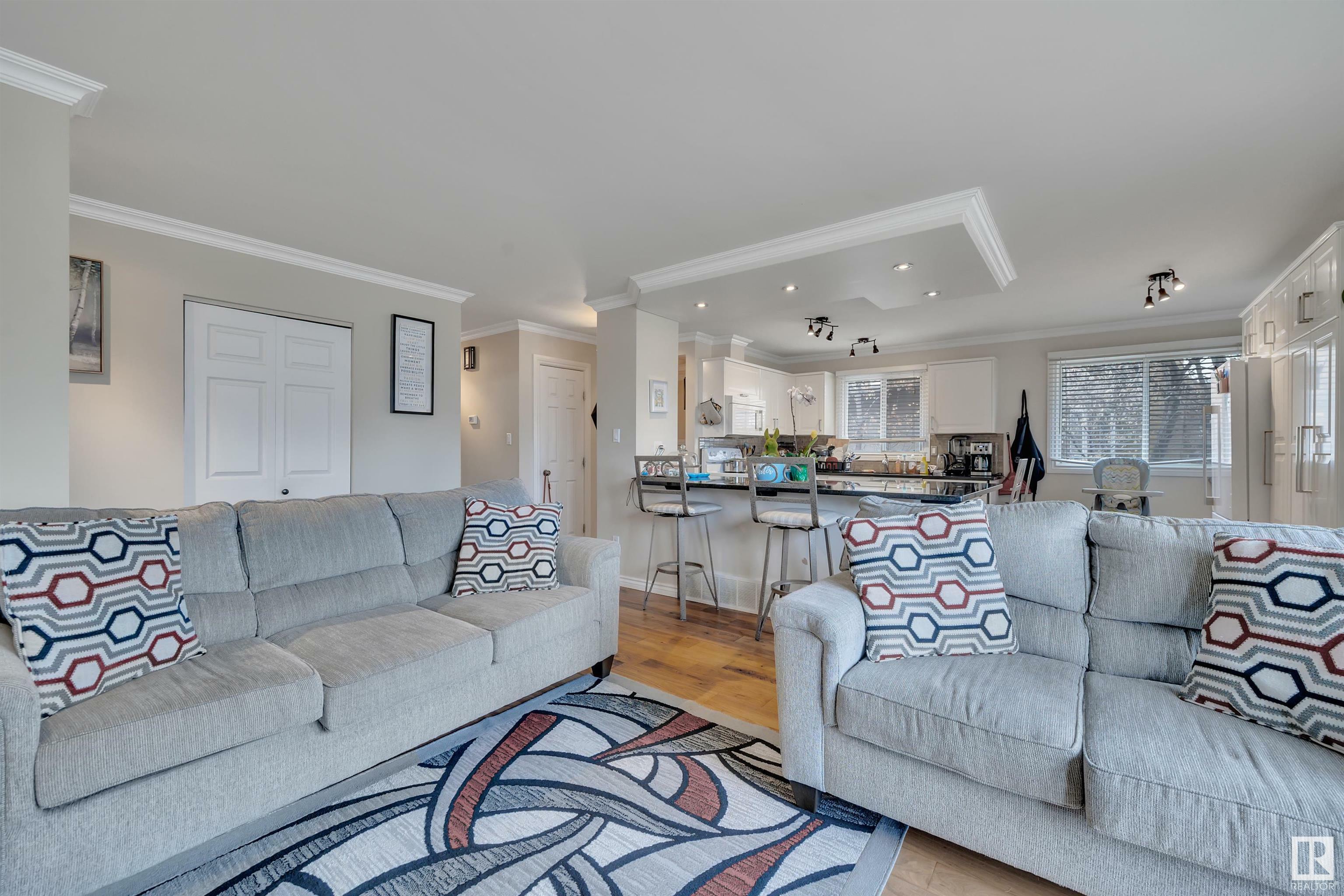 Property Photo: 6428 15 Avenue NW AB T6L 1S6
