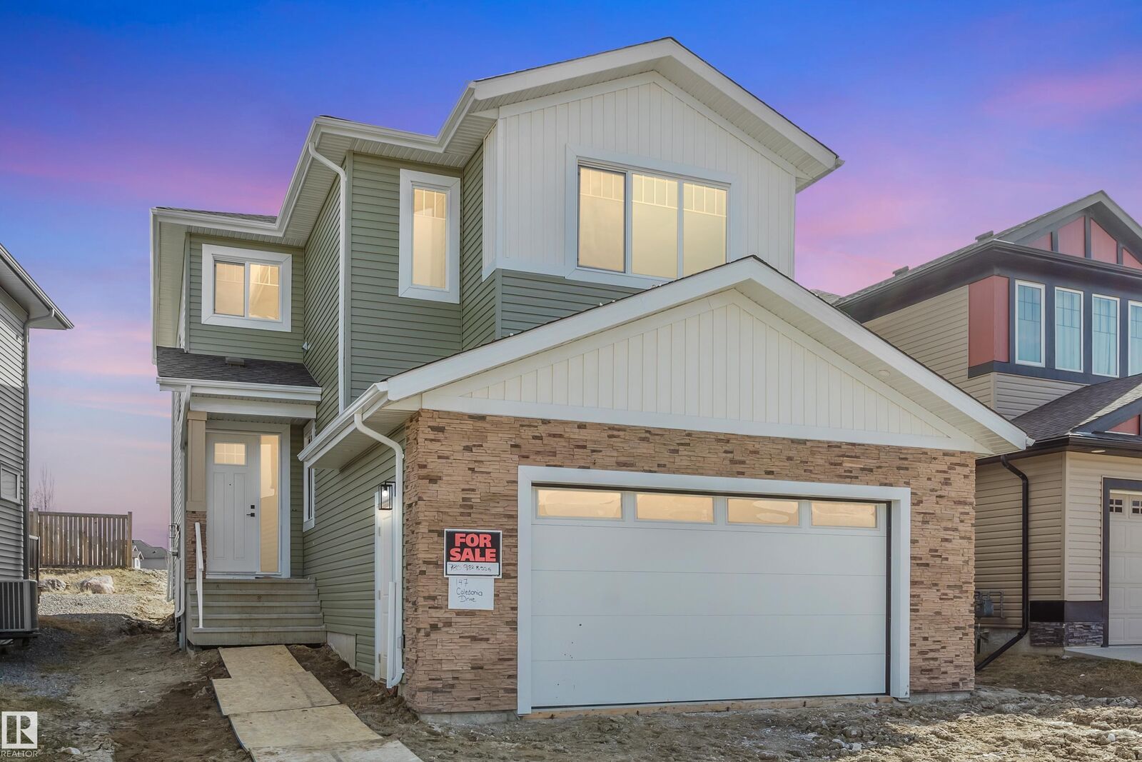 Property Photo: 147 Caledonia Drive AB T9E 0N2