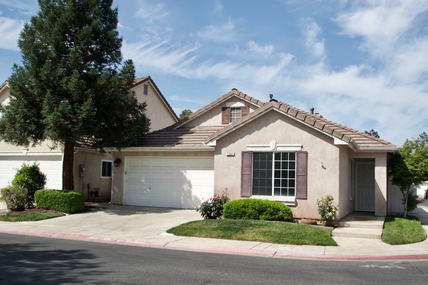7581 N Trellis Circle  Fresno CA 93720 photo