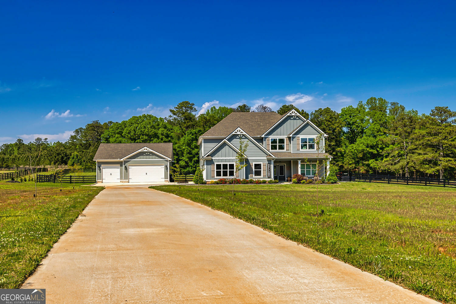 Property Photo:  117 Lake Point  GA 30292 