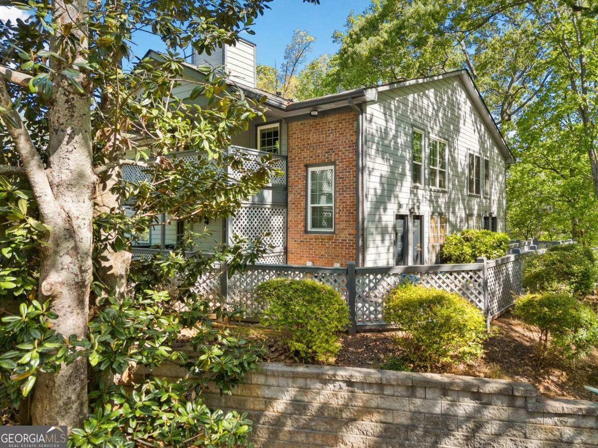 Property Photo: 1234 Weatherstone Drive NE GA 30324