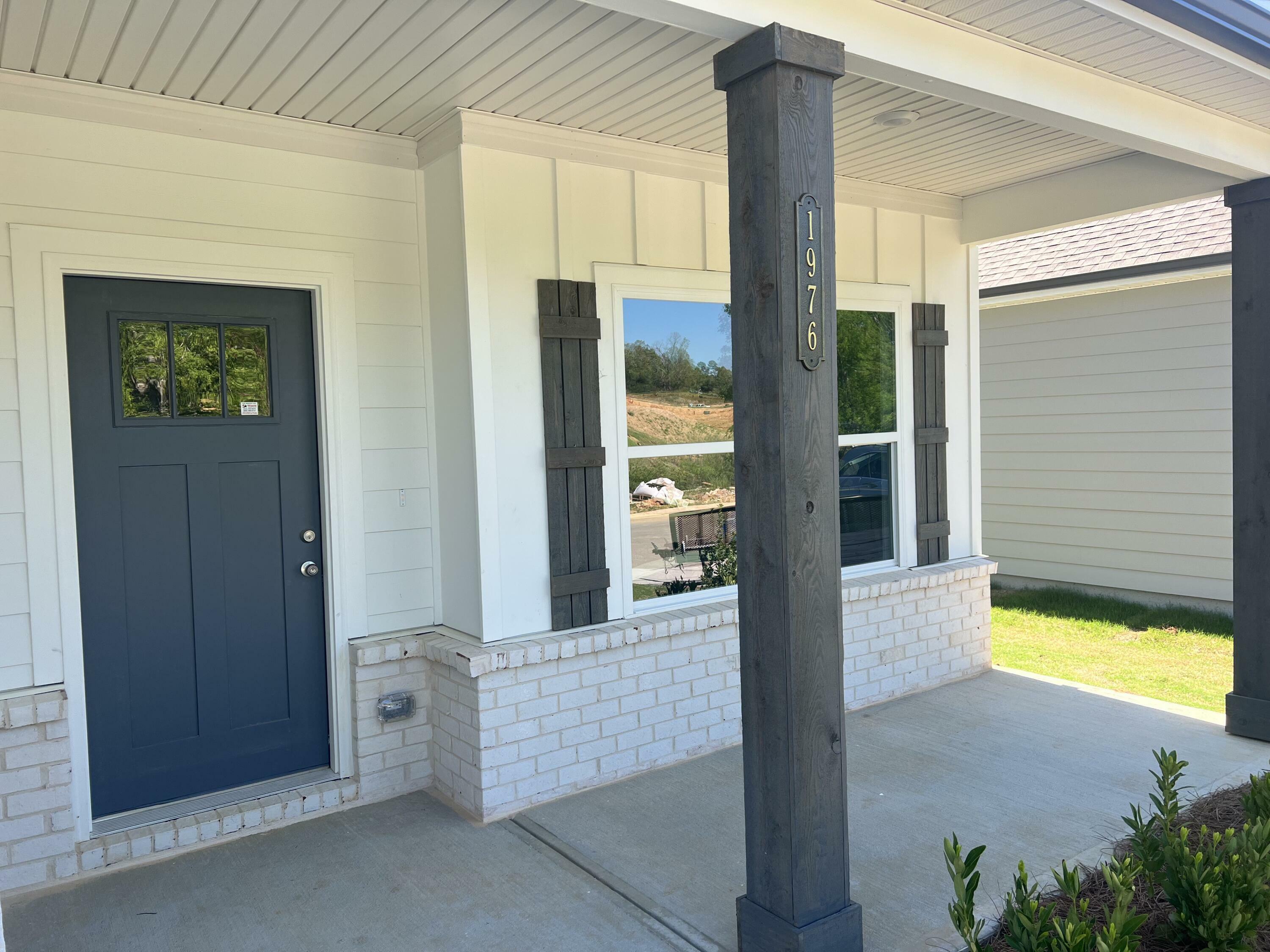 Property Photo: 1596 Firelight Way TN 37363