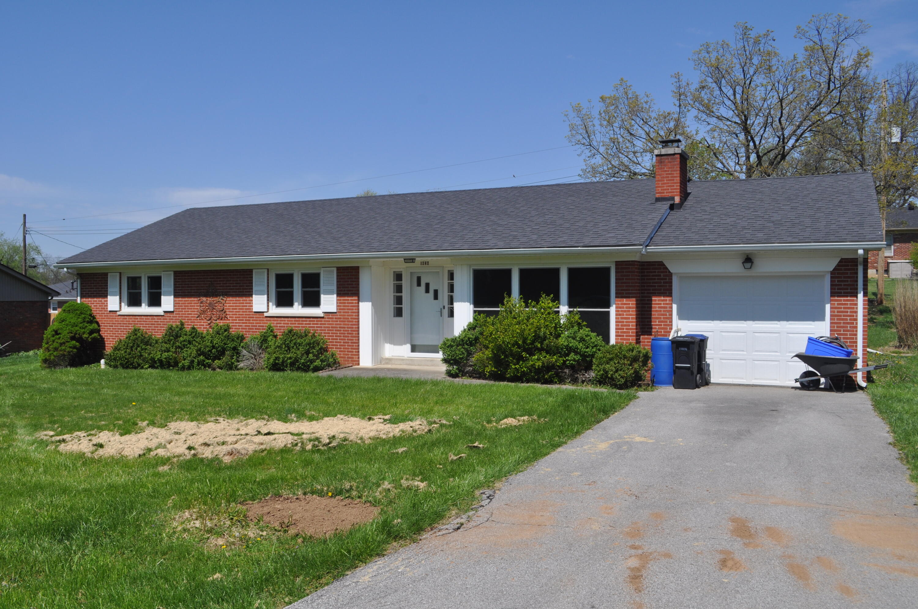 Property Photo: 1030 Pueblo Trail KY 40601