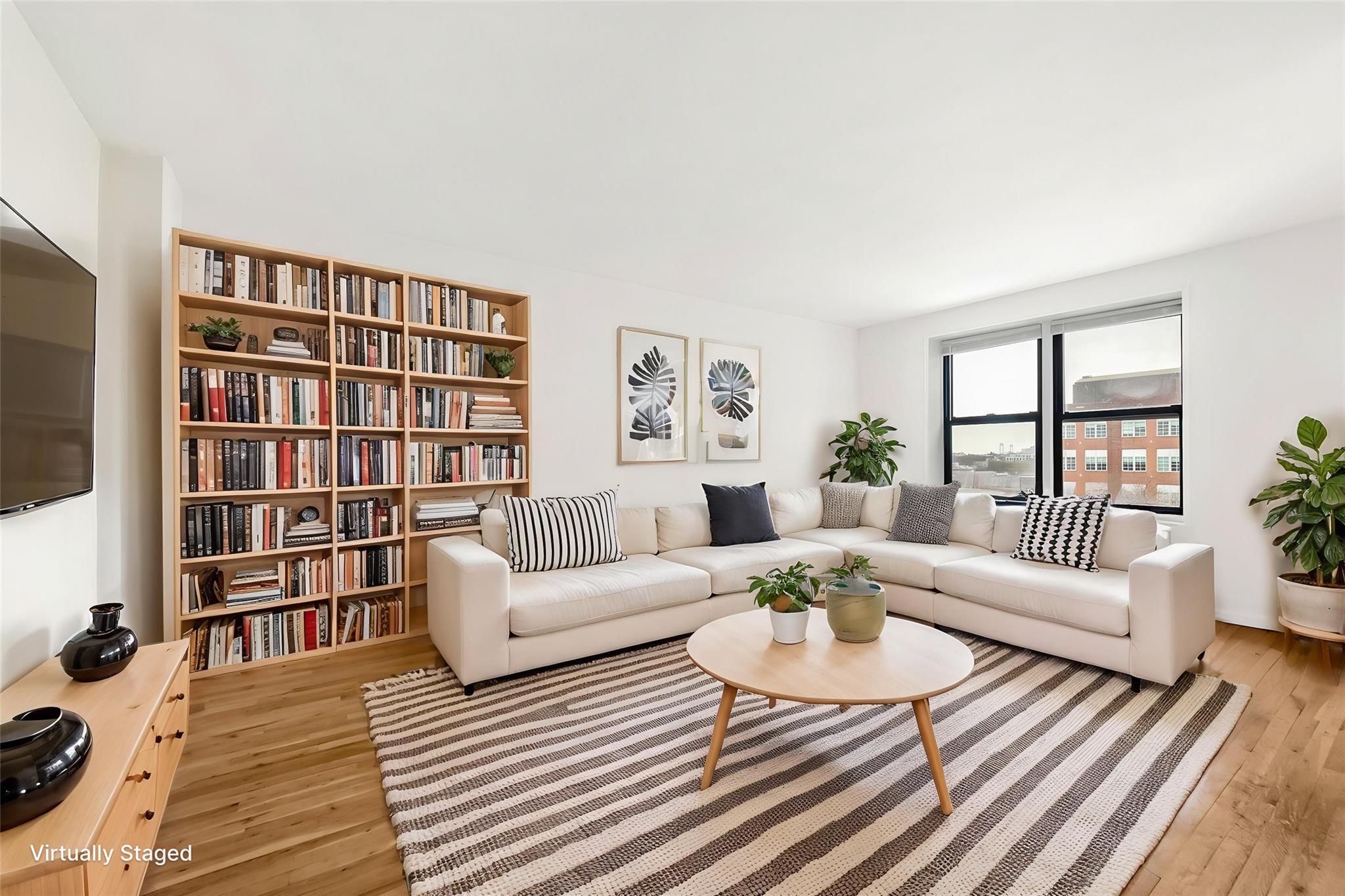 Property Photo: 282 E 35th Street 7V NY 11203