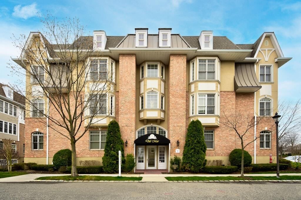 Property Photo:  450 Pacing Way  NY 11590 