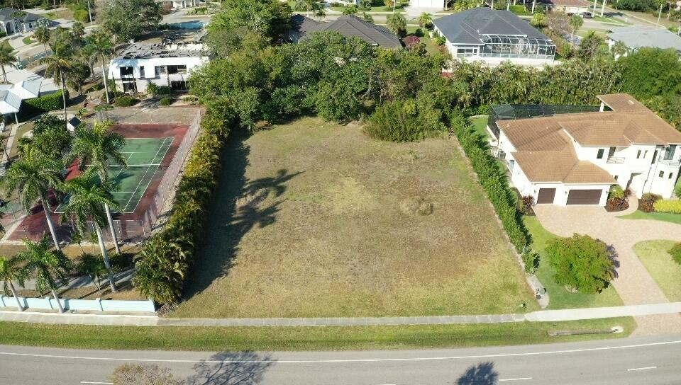 Property Photo: 571 S Barfield Drive FL 34145
