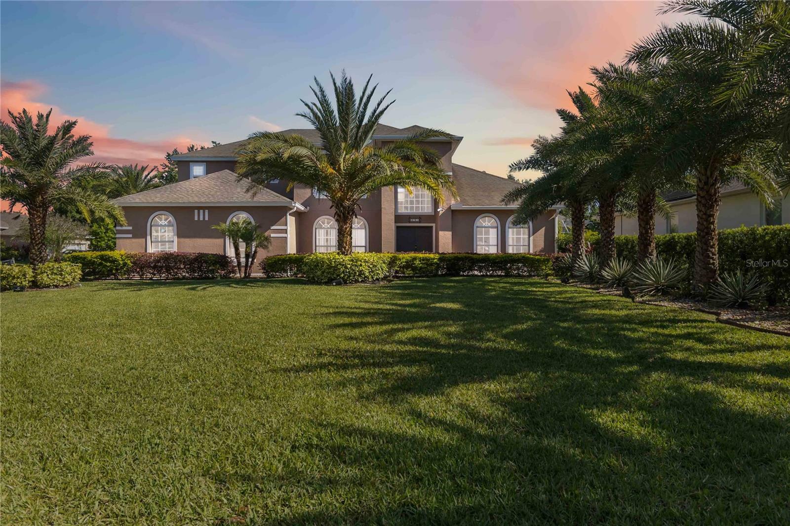 Property Photo: 6761 Scimitar Avenue FL 32812