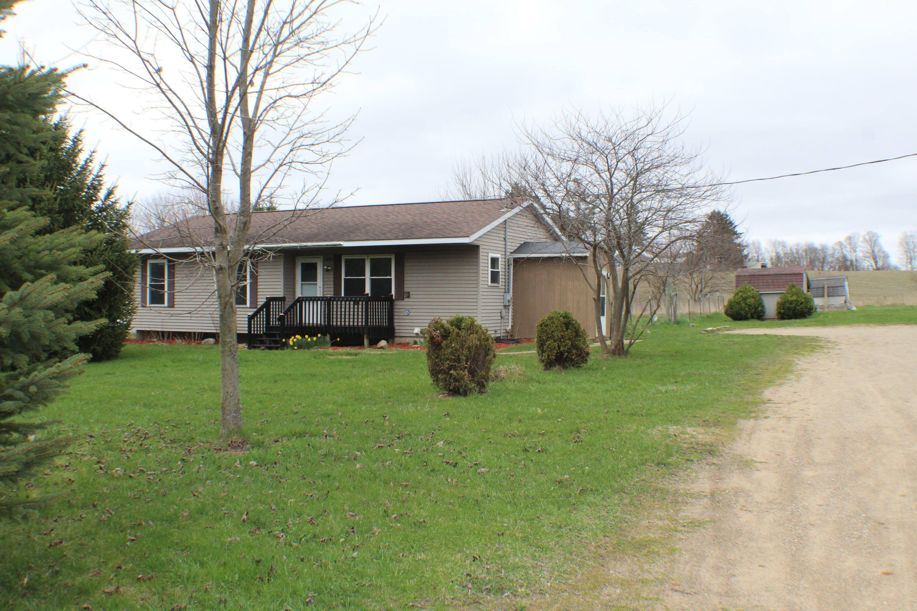Property Photo: 6854 Bingham Avenue MI 49337