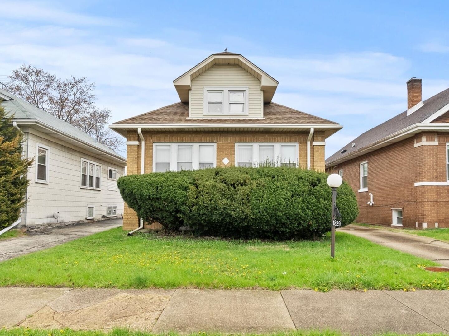 Property Photo: 1829 S 12th Avenue IL 60153