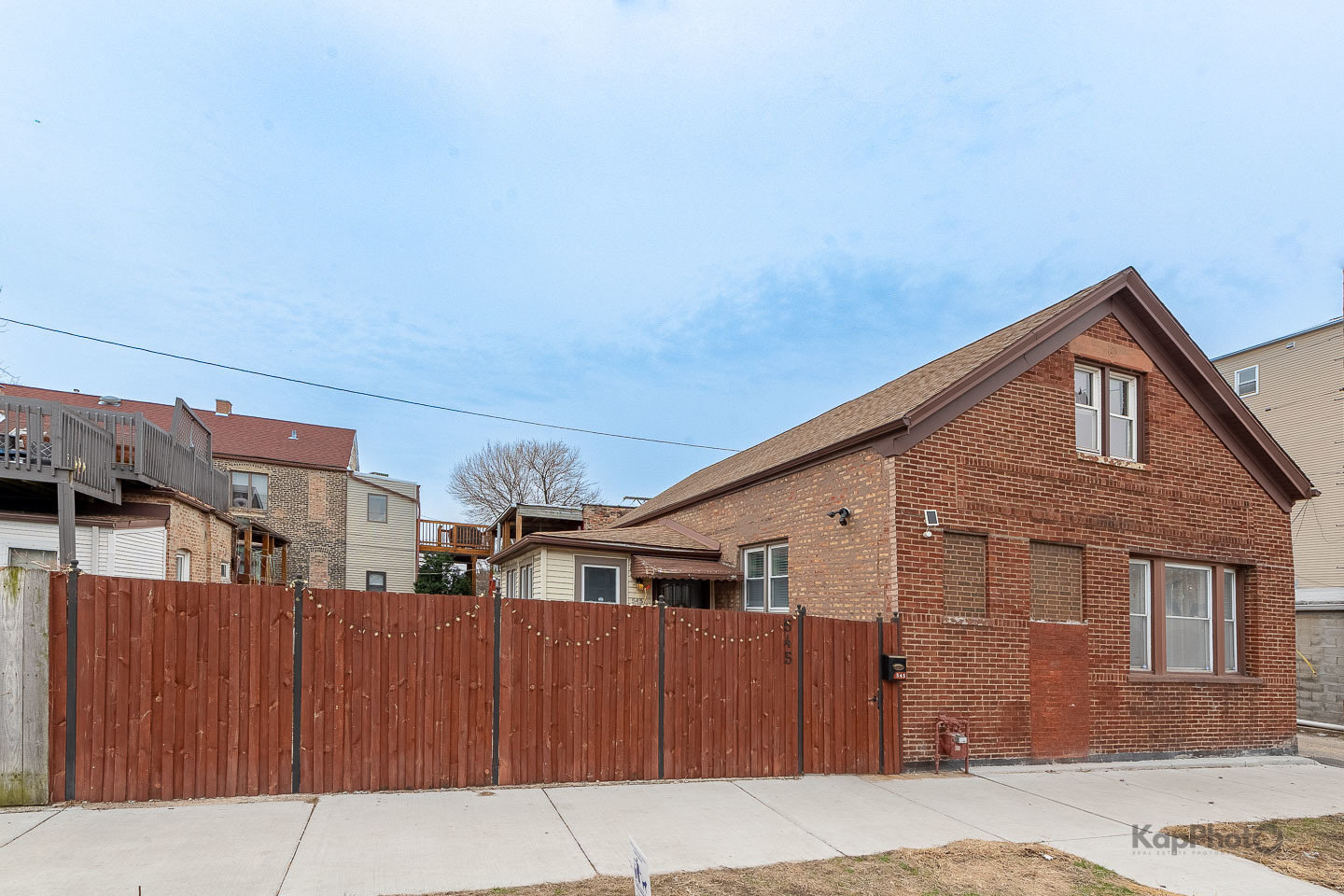Property Photo: 545 W 29th Street IL 60616