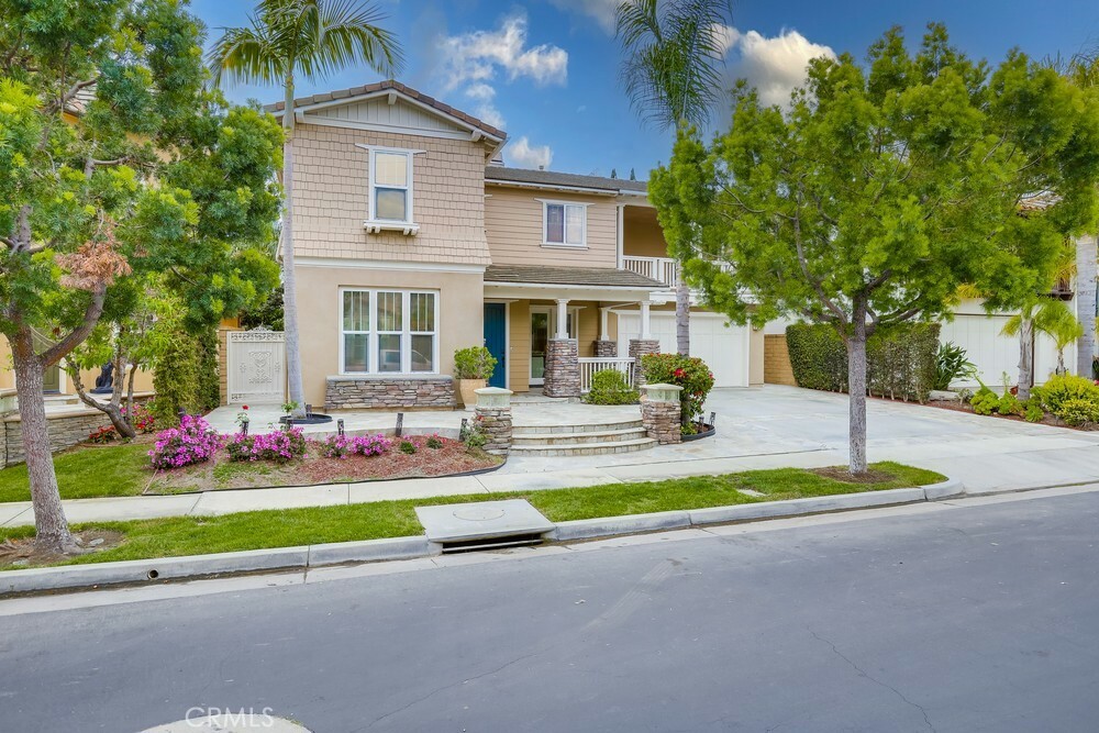 Property Photo:  1916 W Blackhawk Drive  CA 92704 