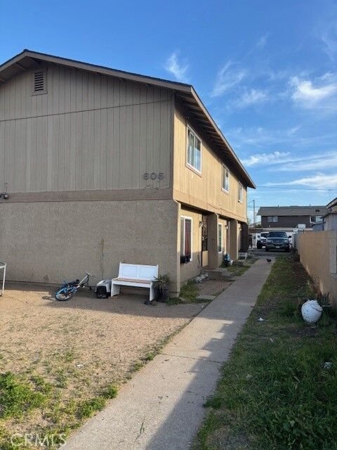 Property Photo:  606 W Orange Street  CA 93458 