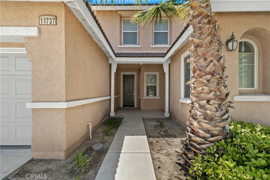 Property Photo: 11737 Jaffa Way CA 92557