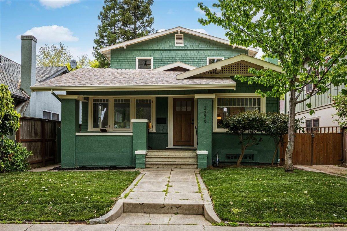 Property Photo: 3279 D Street CA 95816