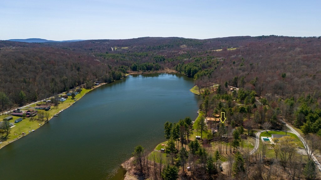 Property Photo: 71 Woodland Pines Rd PA 18810