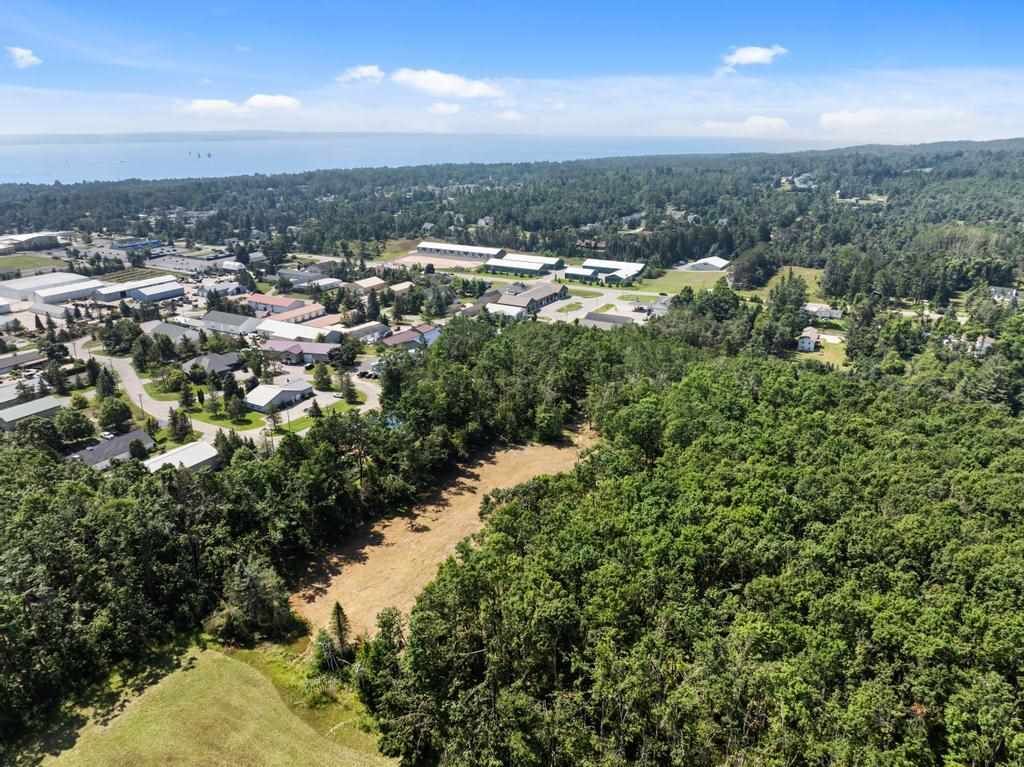 Property Photo: 7481 S State MI 49740