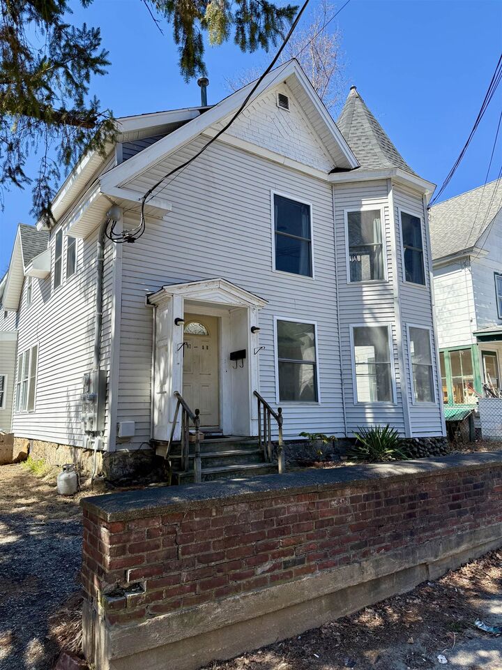 Property Photo:  97 Franklin Street  NH 03235 