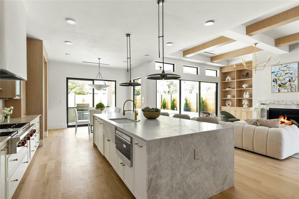 11736 Jamestown Road  Dallas TX 75230 photo