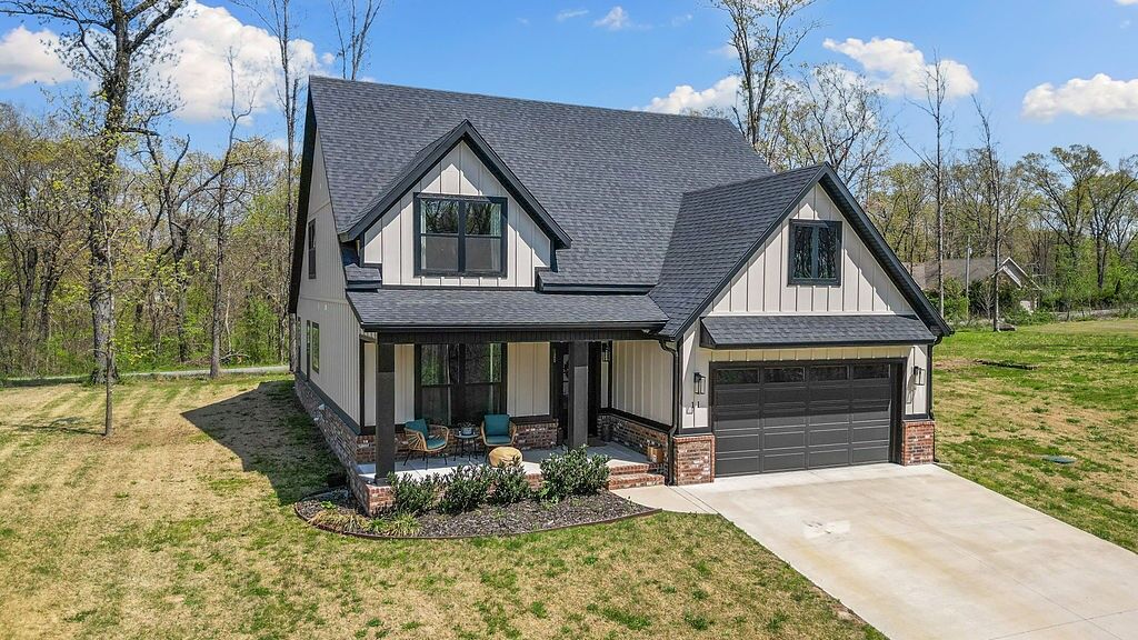 Property Photo:  11 Whithorn Circle  AR 72715 