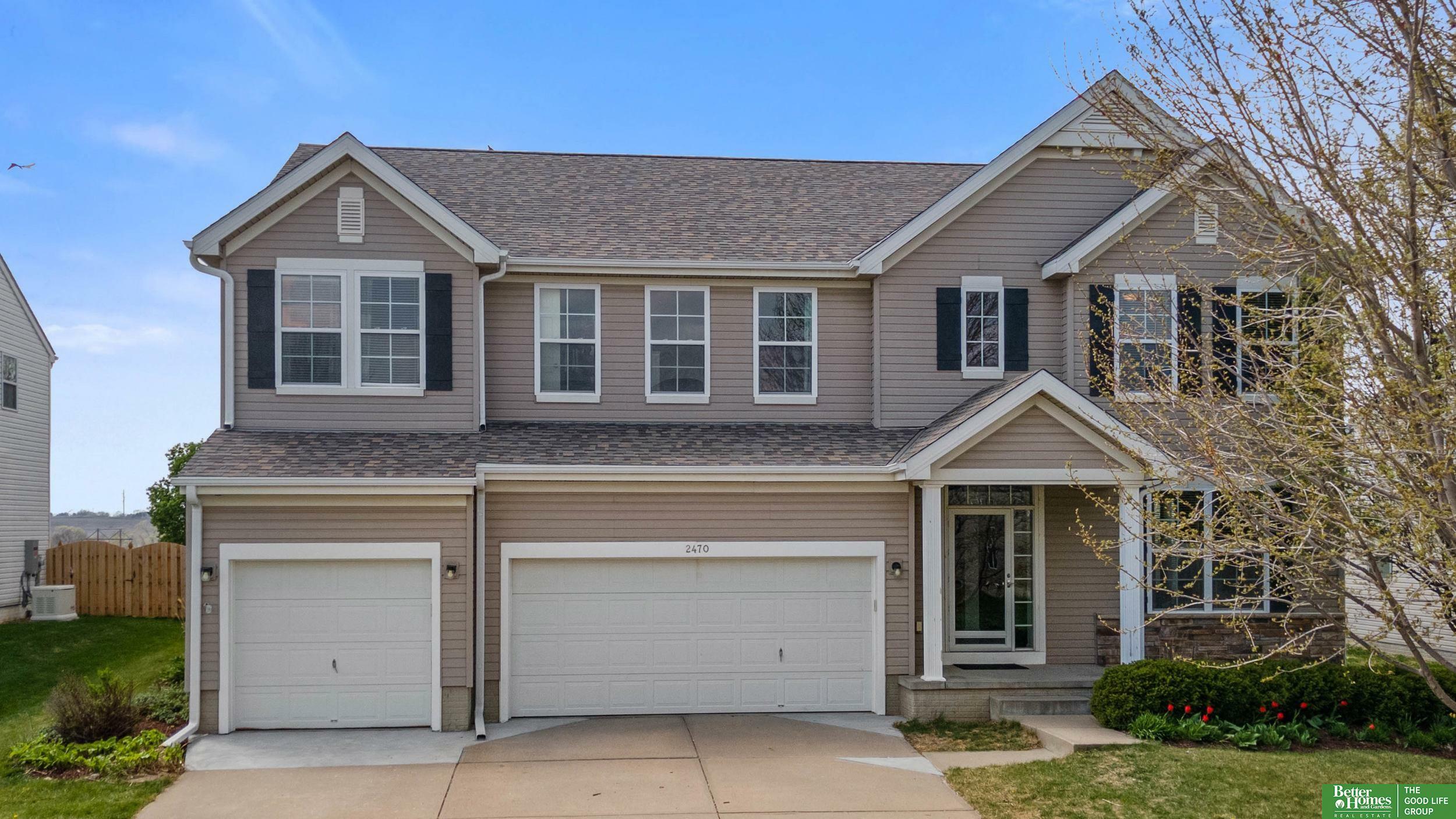 Property Photo:  2470 Sand Hills Drive  NE 68046 