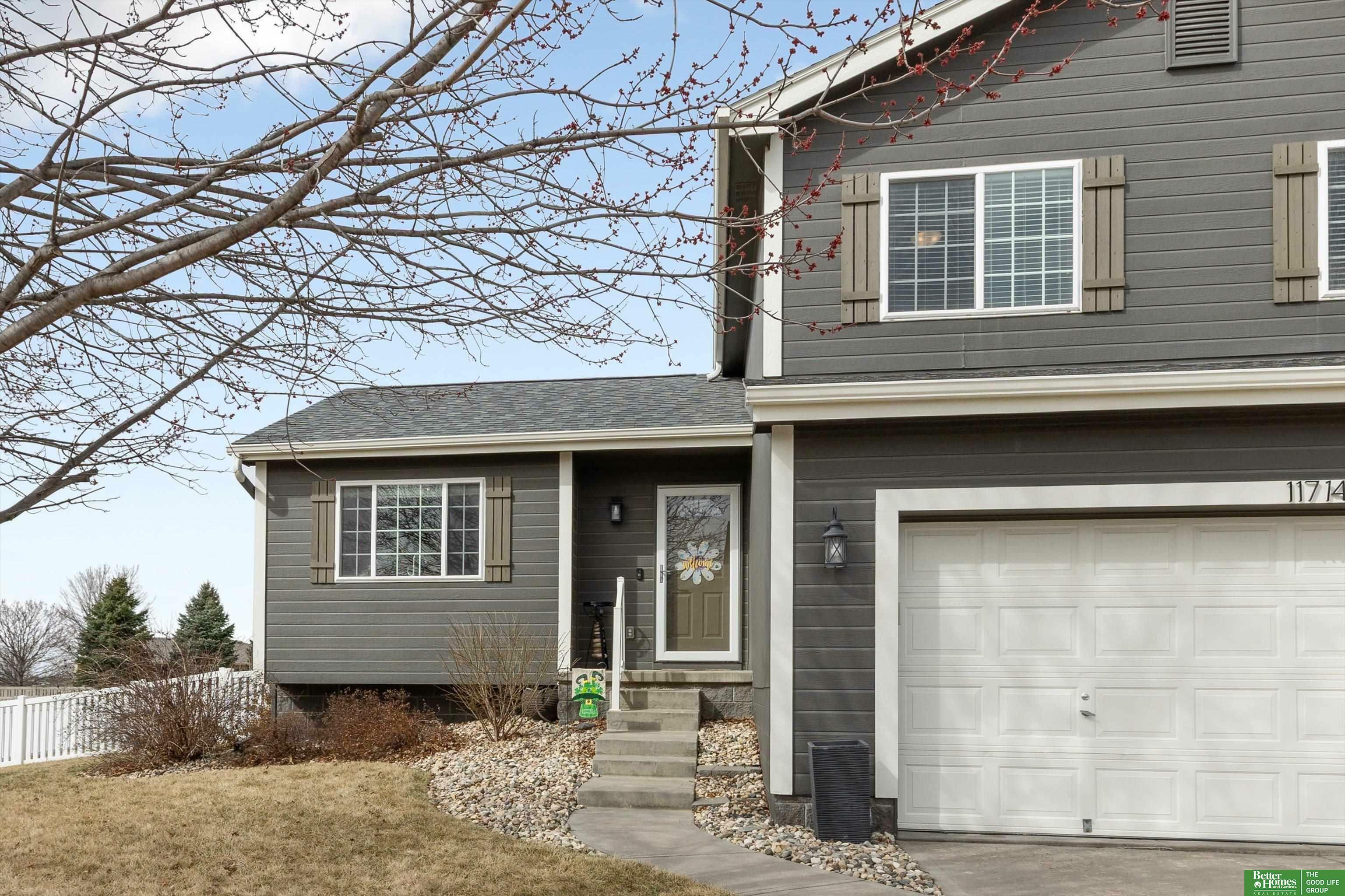 Property Photo: 11714 S 209th Avenue NE 68028