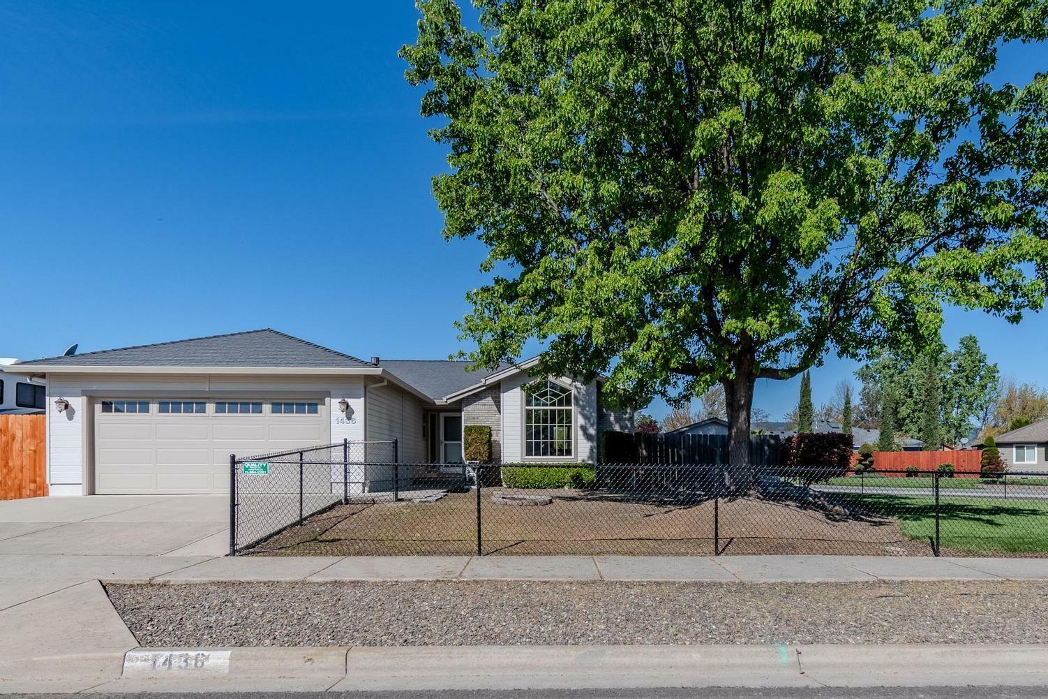 1436 Elaine Way  Medford OR 97501 photo