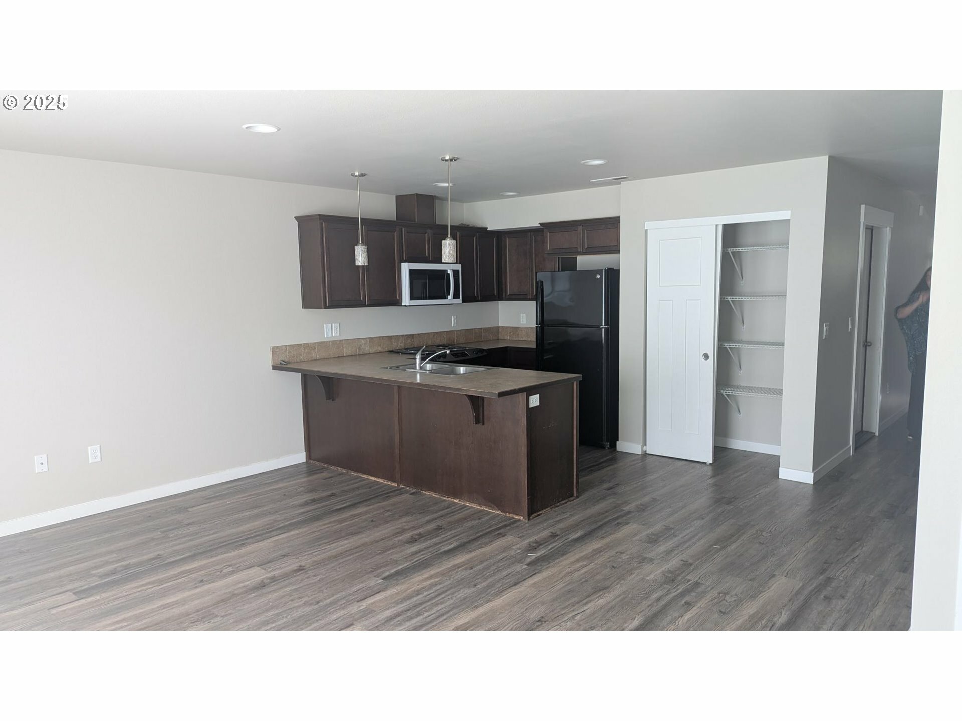 Property Photo: 804 E Autumn Ave OR 97838