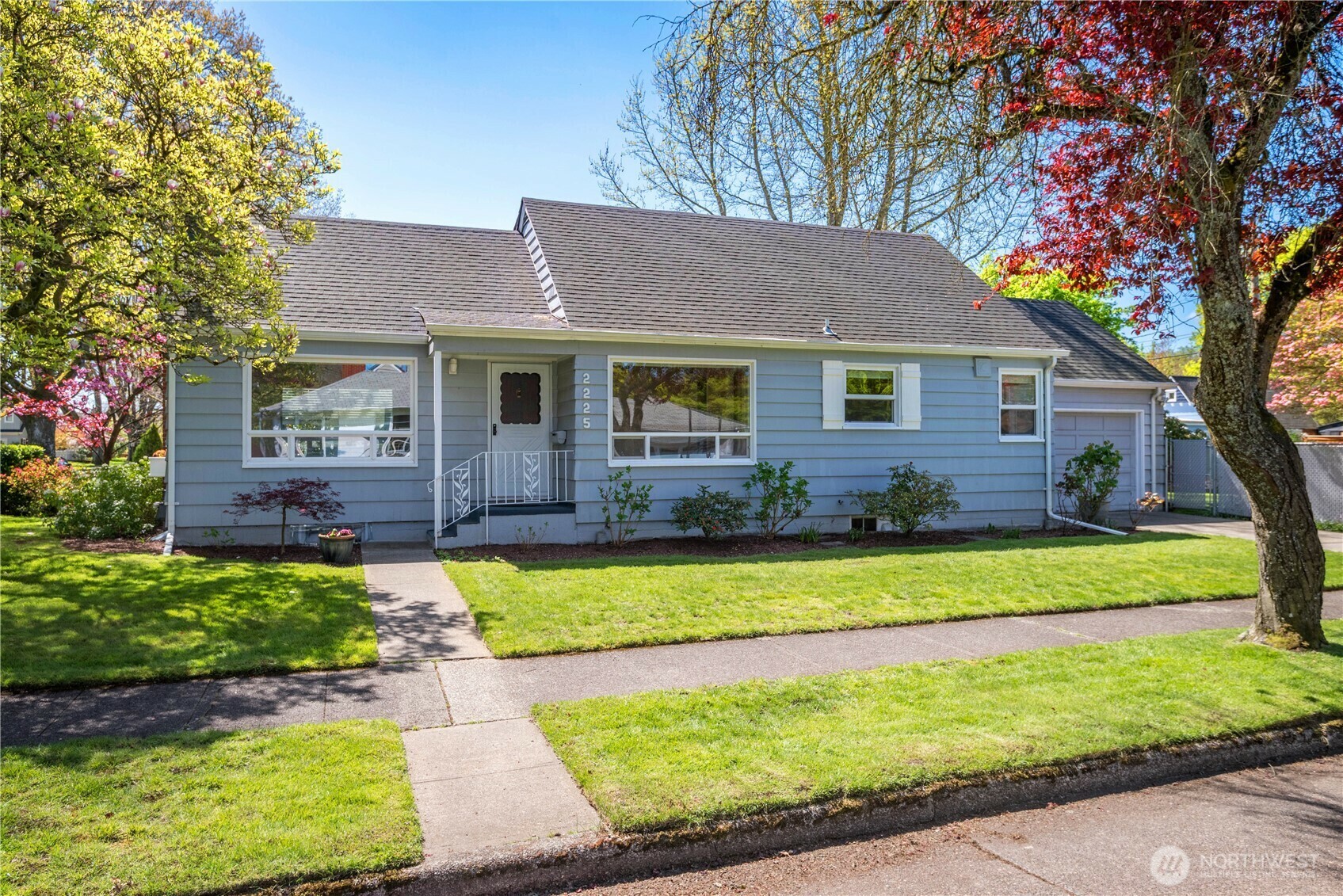 Property Photo: 2225 Larch Street WA 98632