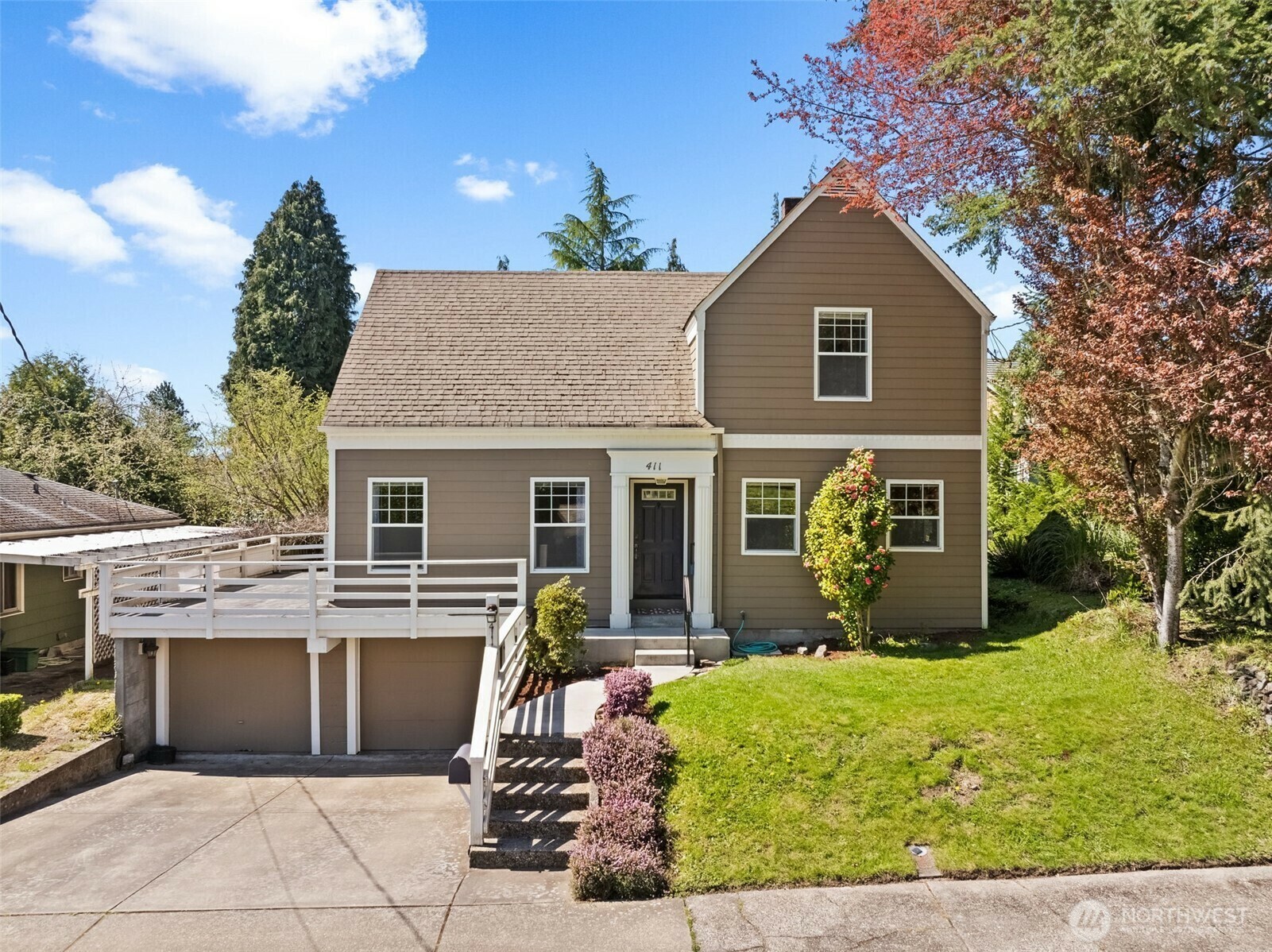 Property Photo: 411 Boundary Street SE WA 98501
