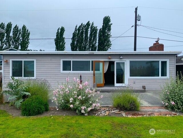 Property Photo:  212  Driftwood Shores Road  WA 98282 