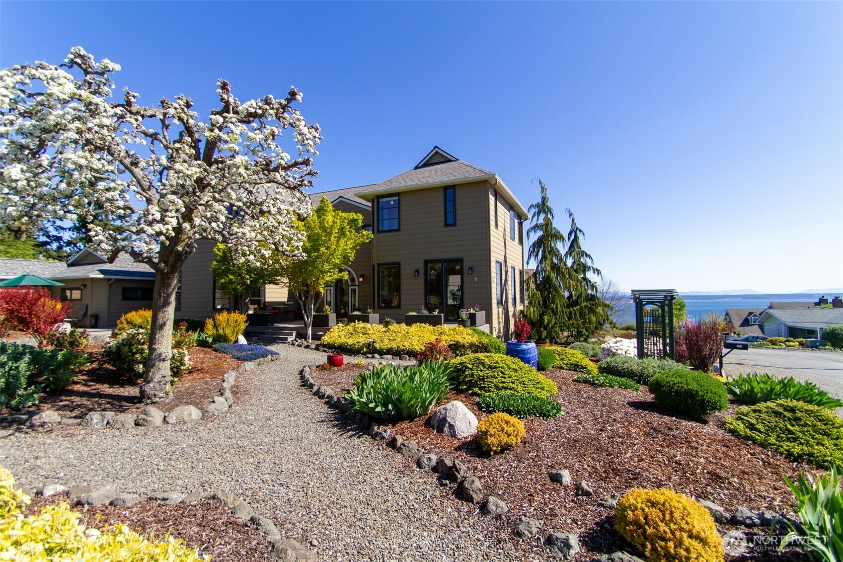 Property Photo:  504  Foster Street  WA 98368 