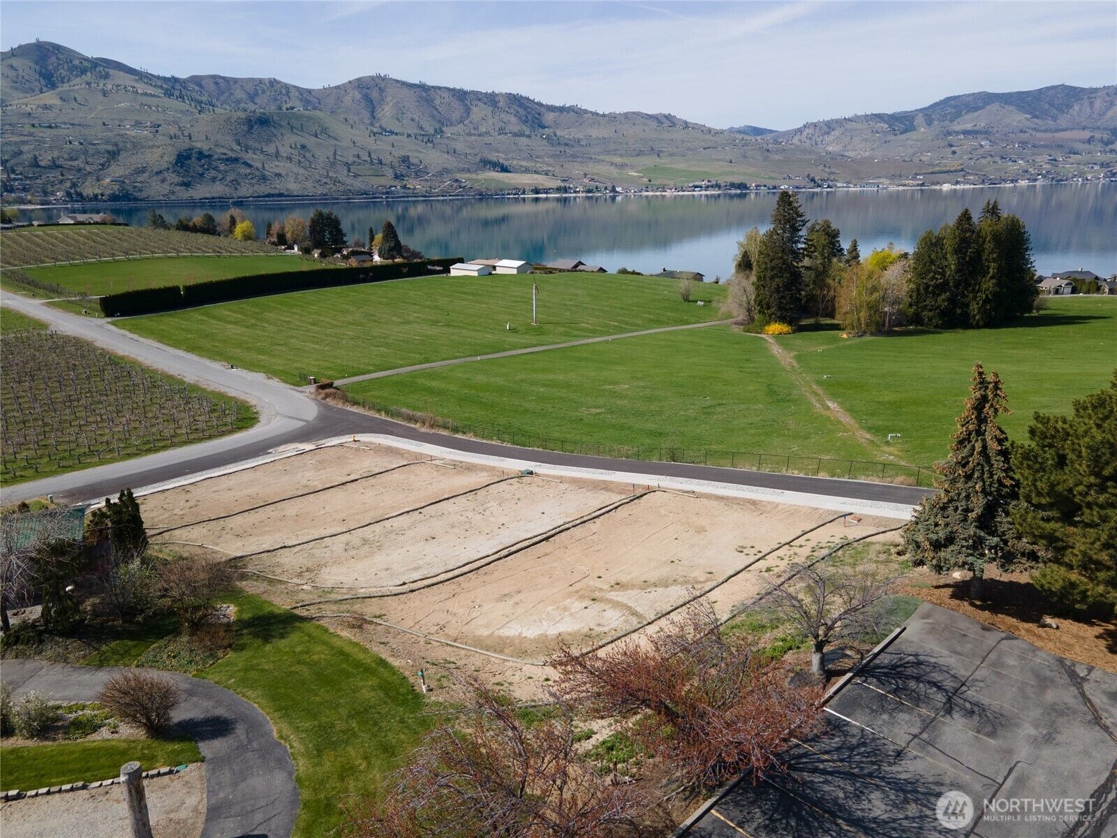 Property Photo:  208  Lord Acres Road  WA 98816 