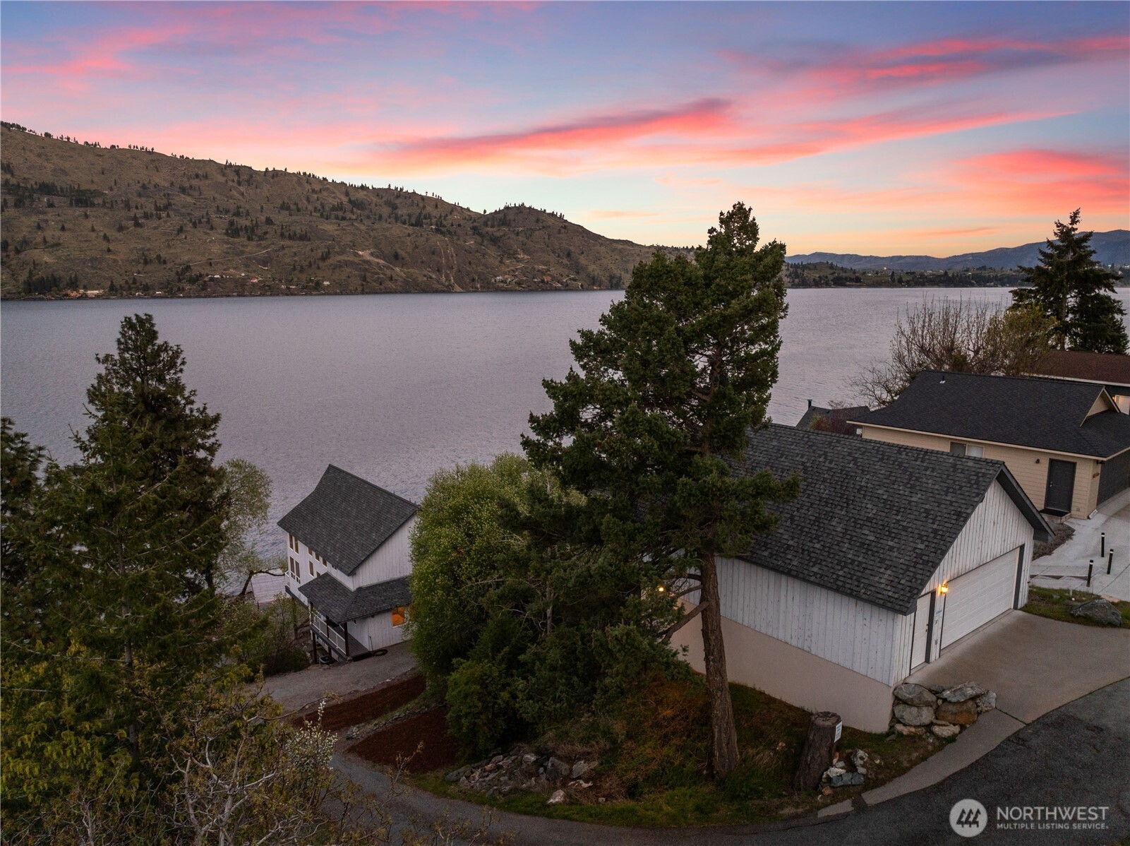 Property Photo: 37 Driftwood Lane WA 98816